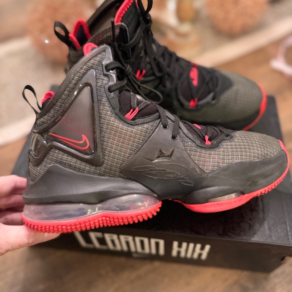 Nike Lebron 19 Black Red Basketball Shoes